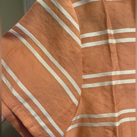 Cabi Camp Shirt 6511. Size medium. Spring season 2024. - Picture 5 of 6